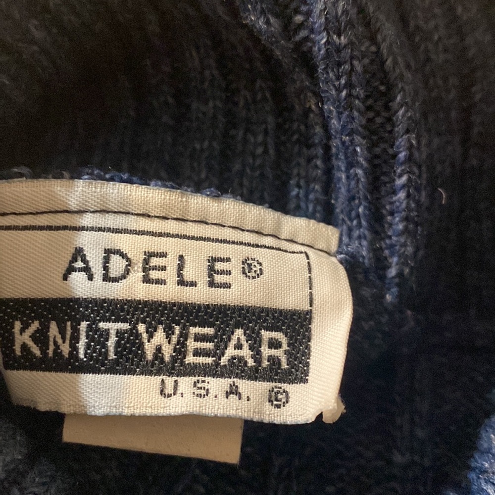 Sweater - Picture 5 of 5